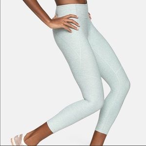 Outdoor Voices CROPPED LEGGINGS